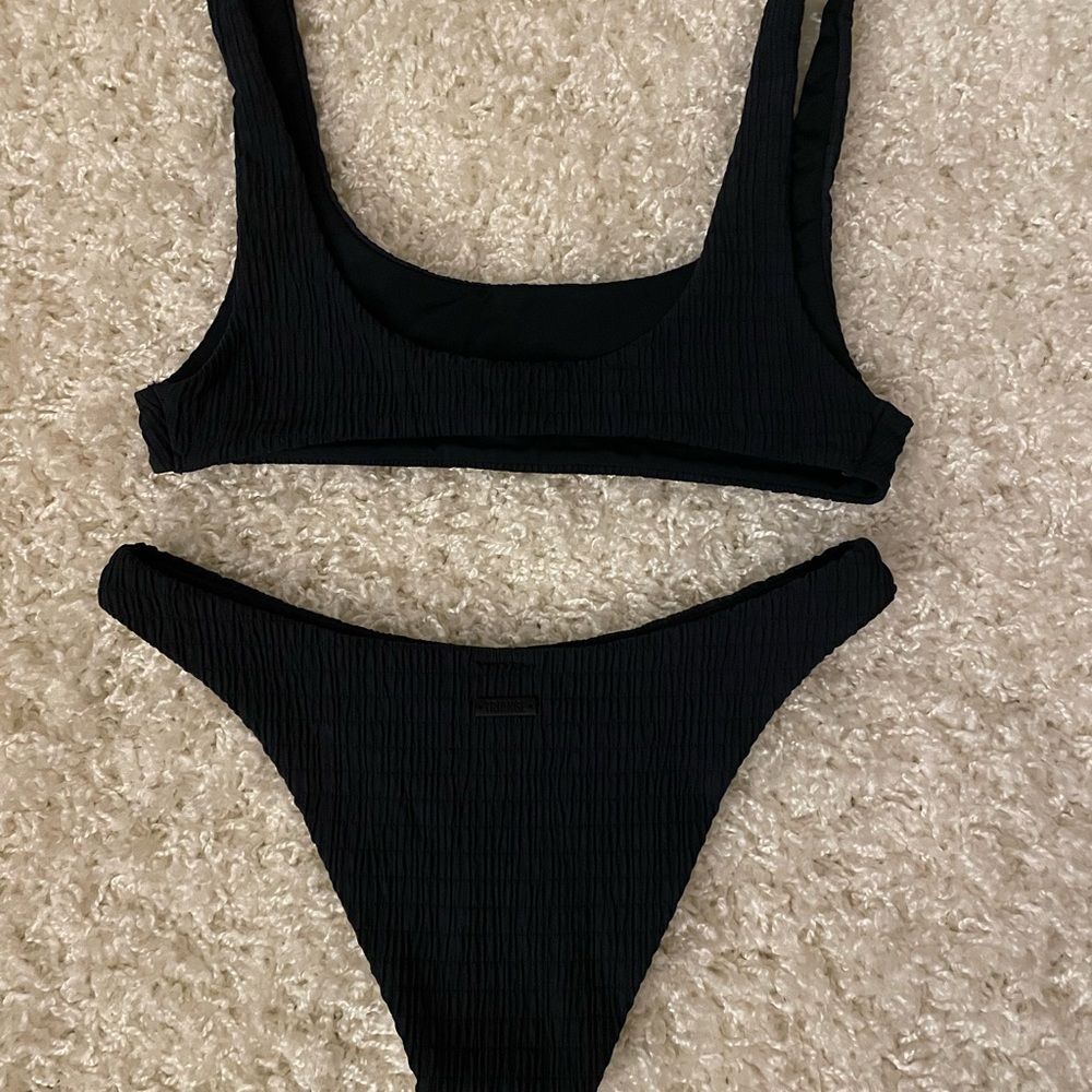 Navy Triangl Bikini. Textured solid.